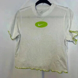Women’s Nike Loose Fit Cropped Shirt